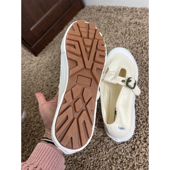 Vans Mary Jane T Strap Wimn’s 10 Canvas Cream Sneakers Men’s 8.5 - Picture 5 of 9
